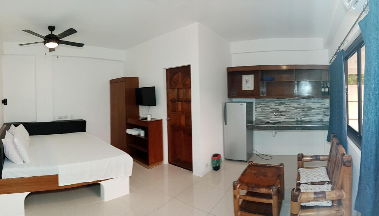 Jalyn'S Resort Sabang Puerto Galera Extérieur photo