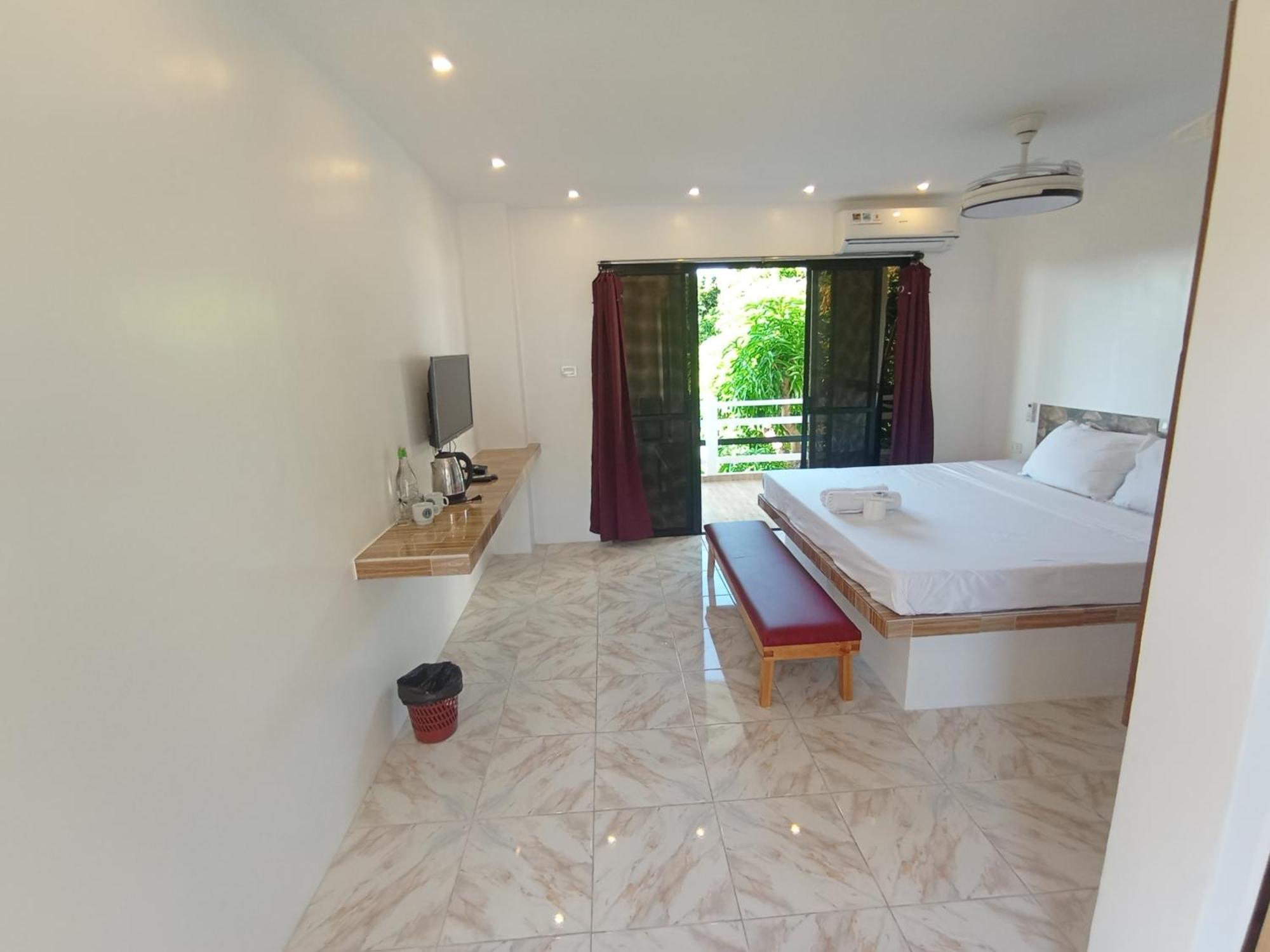 Jalyn'S Resort Sabang Puerto Galera Extérieur photo