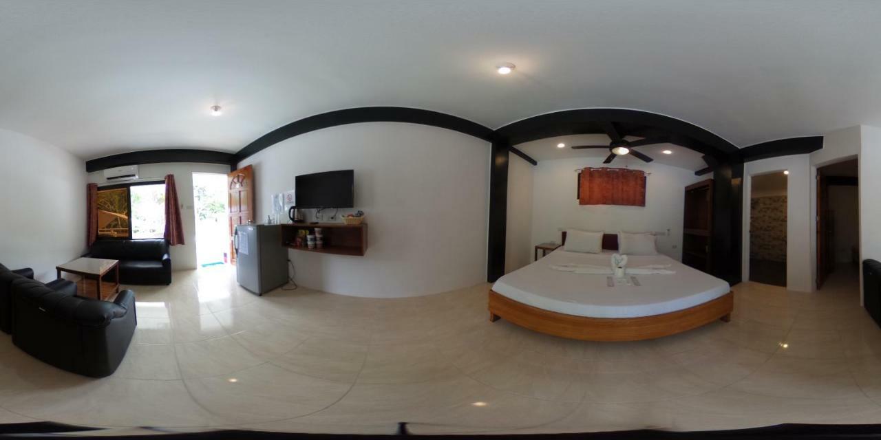 Jalyn'S Resort Sabang Puerto Galera Extérieur photo